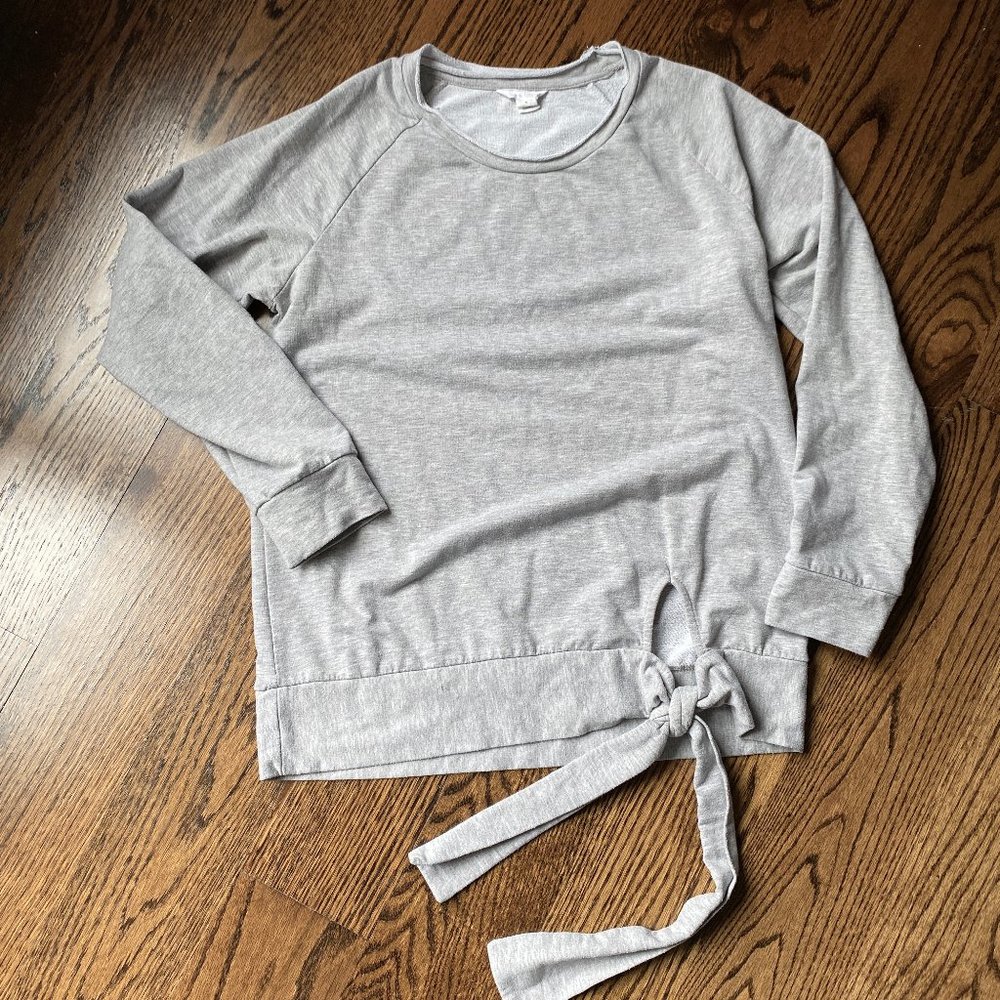 Caslon Bottom Tie Crew Gray Sweatshirt, Medium, Like New. - Picture 2 of 4